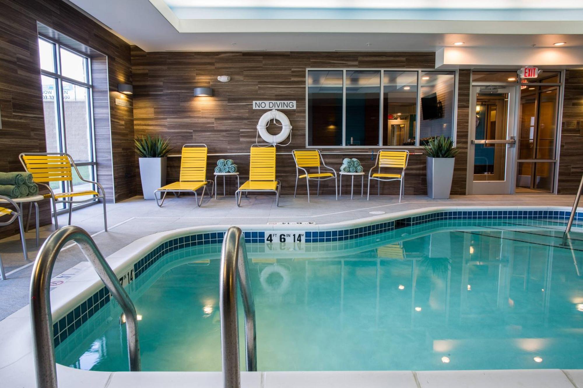 Fairfield Inn & Suites By Marriott Lincoln Southeast Eksteriør billede
