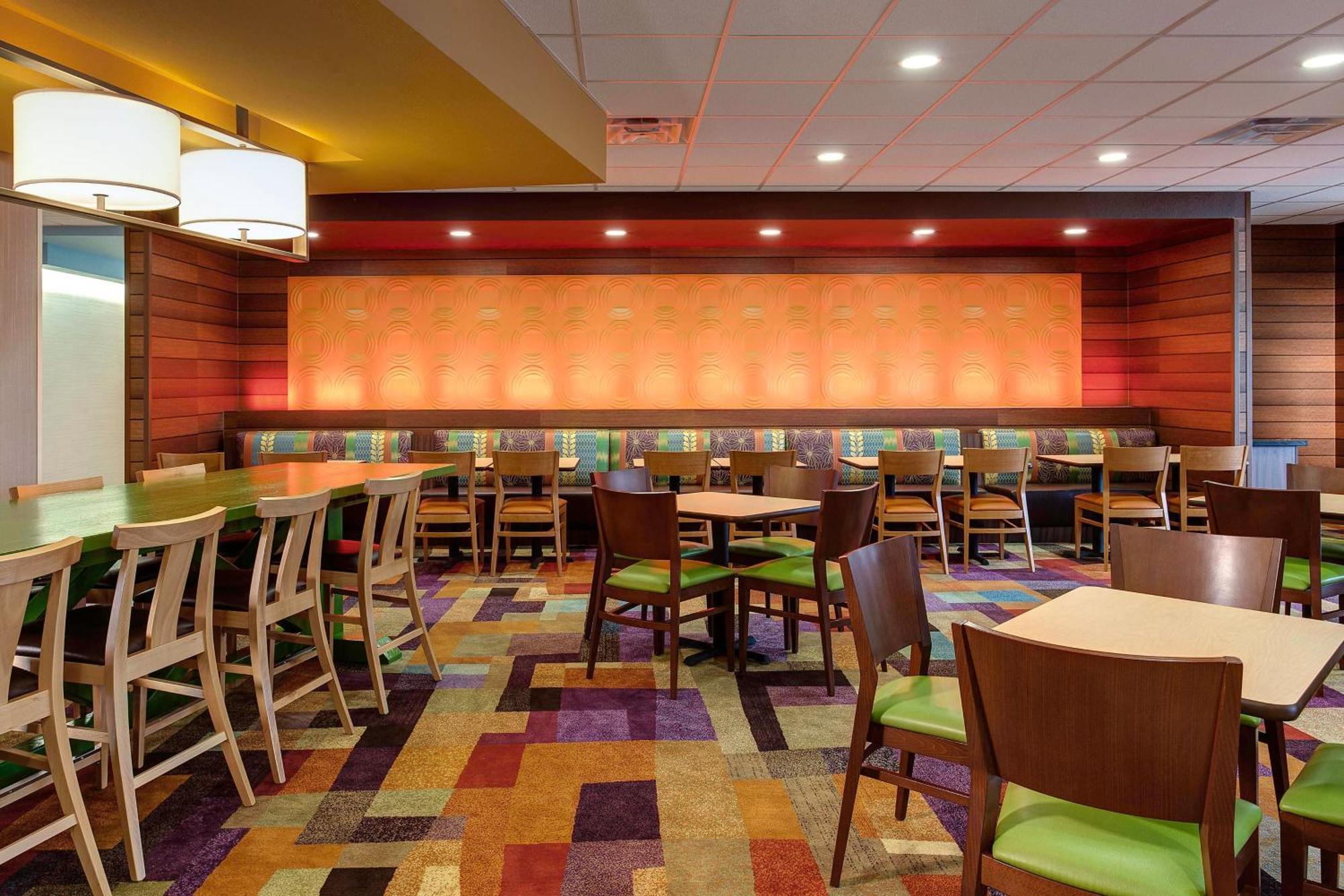 Fairfield Inn & Suites By Marriott Lincoln Southeast Eksteriør billede
